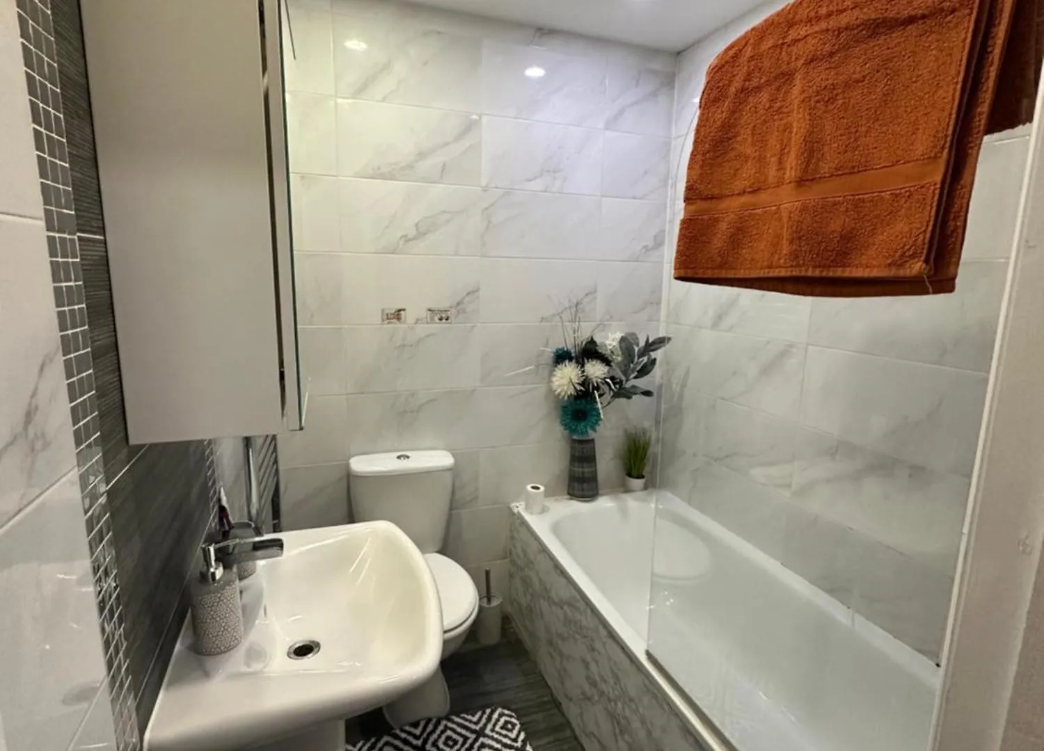 アパート 1 Bedroom Flat In Cardiff Center